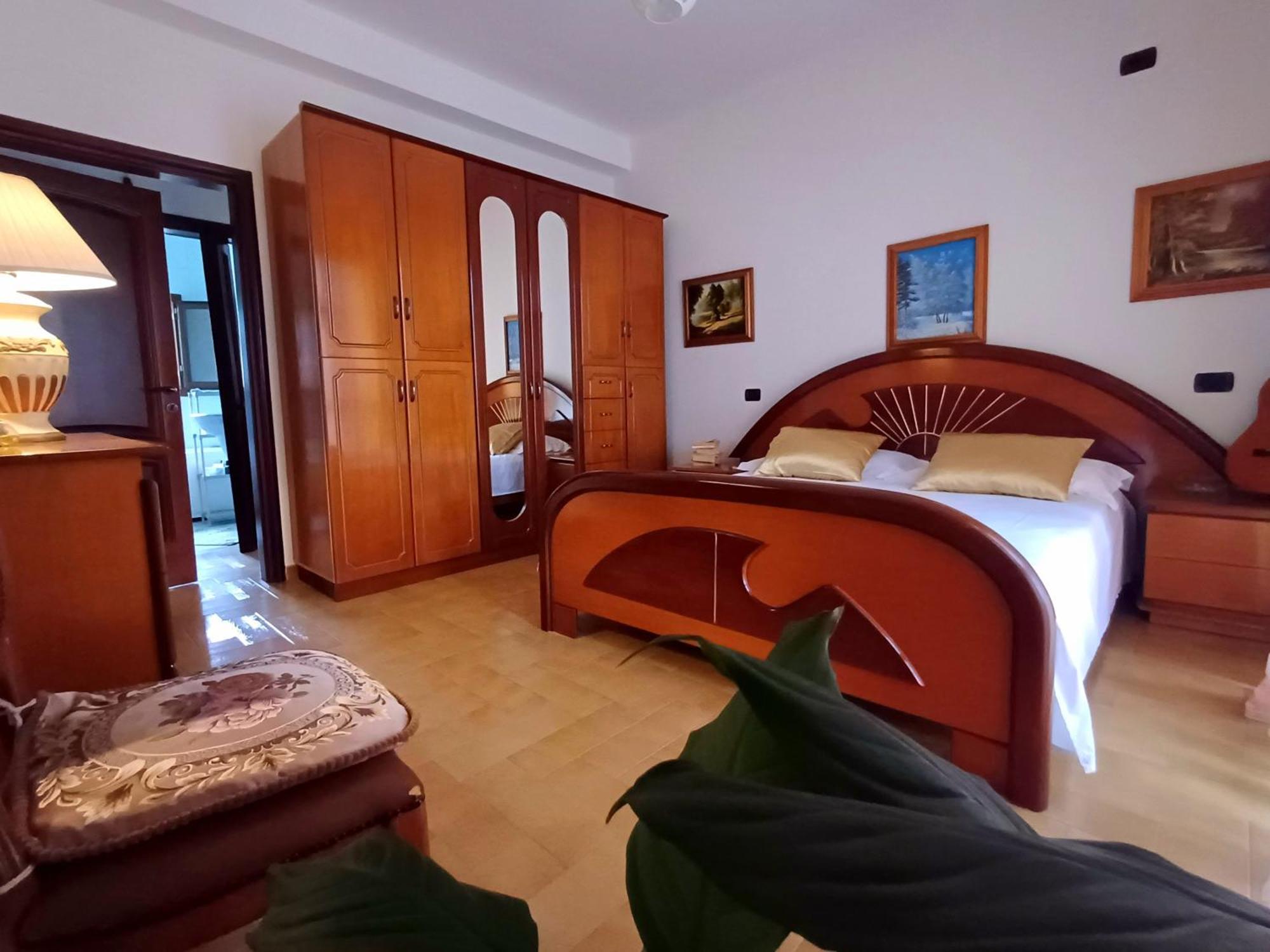 Guest Room Near Historical Center Wlora Zewnętrze zdjęcie